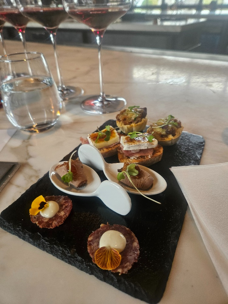 Chocolate & black bean muffins and aquafaba meringues – 9th February